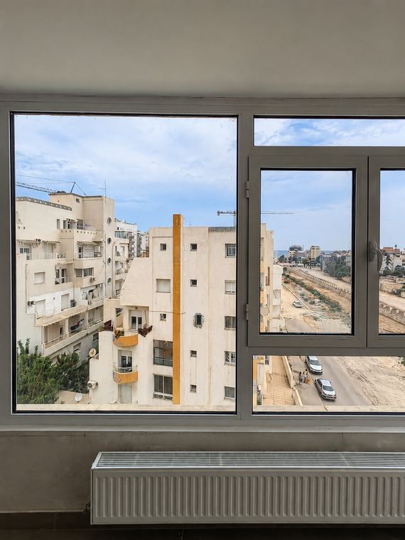 Blick aus den Fenstern im fünften Stock